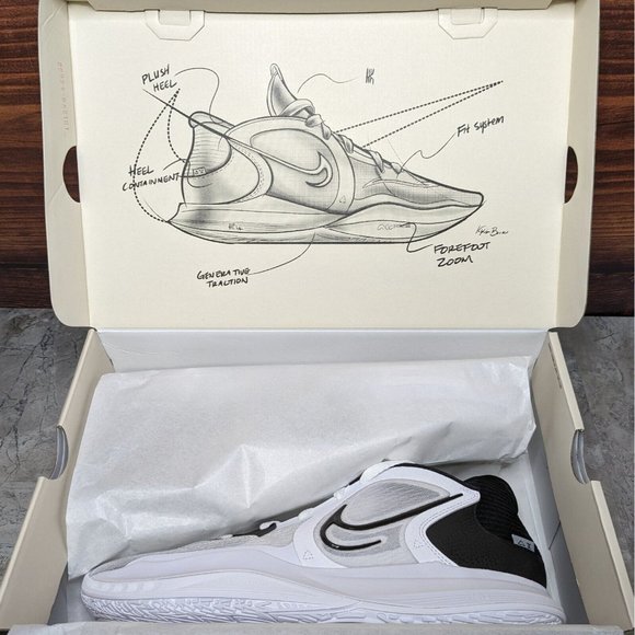 Nike Kyrie Low 5 Men\'s 11.5 White Black Wolf Grey Basketball shoes DJ6012-102